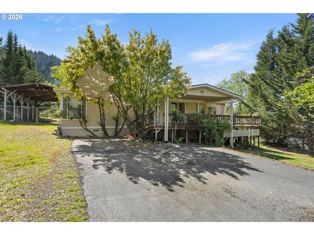 508 GAEL Ln, Myrtle Creek, OR 97457