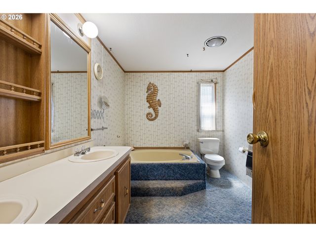 508 GAEL Ln, Myrtle Creek, OR 97457