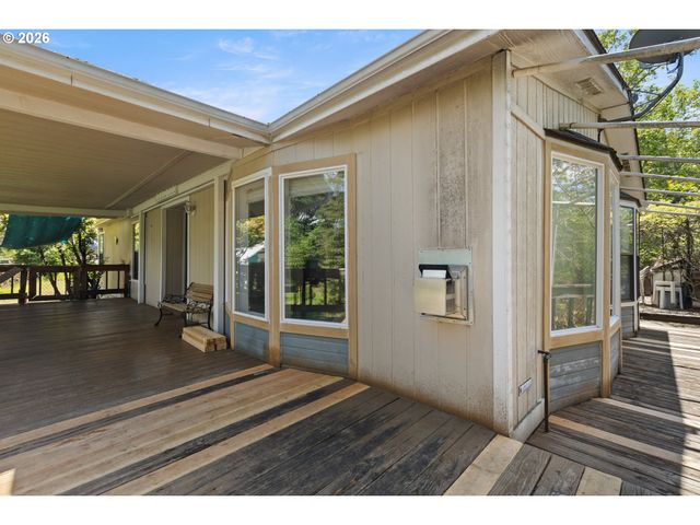 508 GAEL Ln, Myrtle Creek, OR 97457