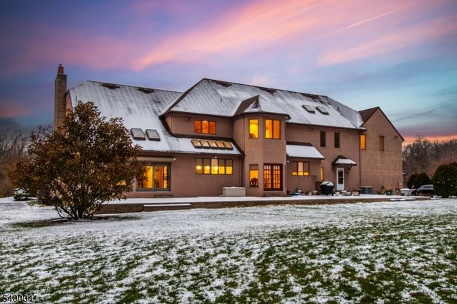 10 Sunny Ln, Green Twp., NJ 07821