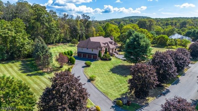 10 Sunny Ln, Green Twp., NJ 07821