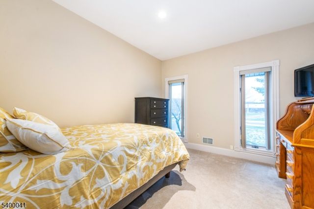 10 Sunny Ln, Green Twp., NJ 07821