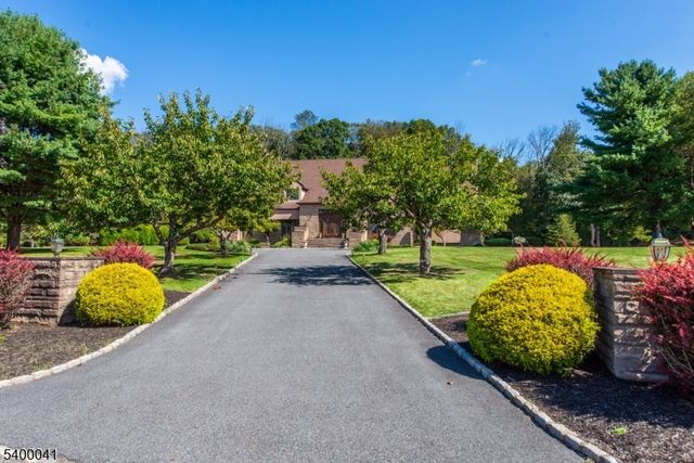 10 Sunny Ln, Green Twp., NJ 07821