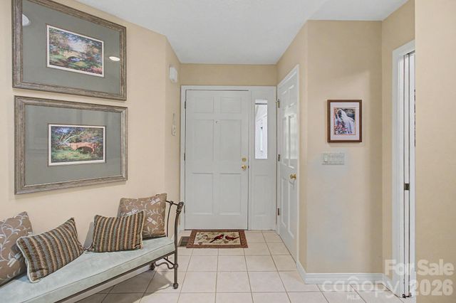 16 Clubside Drive, Asheville, NC 28804