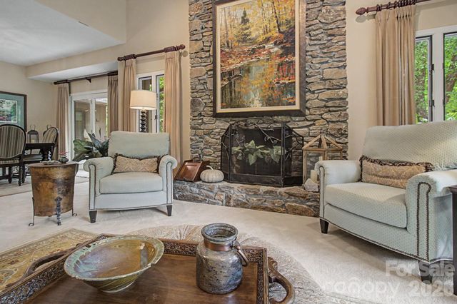 16 Clubside Drive, Asheville, NC 28804