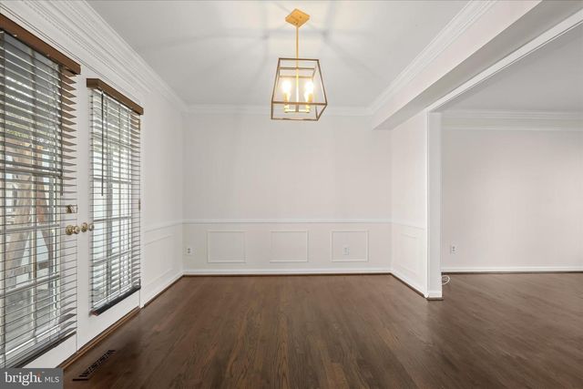 9035 OVERHILL DR, Ellicott City, MD 21042