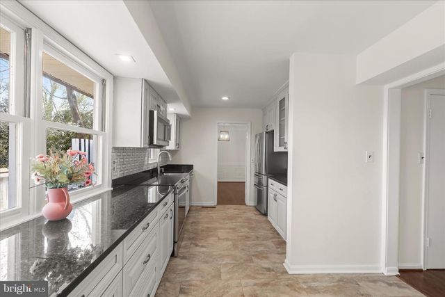 9035 OVERHILL DR, Ellicott City, MD 21042