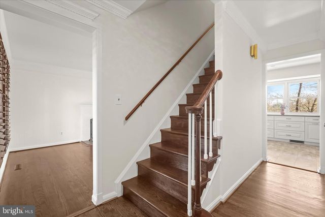 9035 OVERHILL DR, Ellicott City, MD 21042