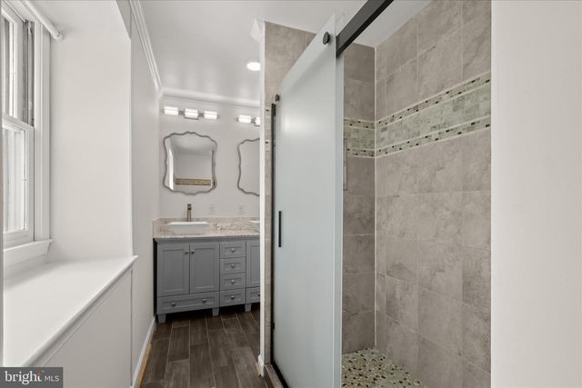 9035 OVERHILL DR, Ellicott City, MD 21042