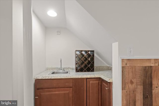 9035 OVERHILL DR, Ellicott City, MD 21042