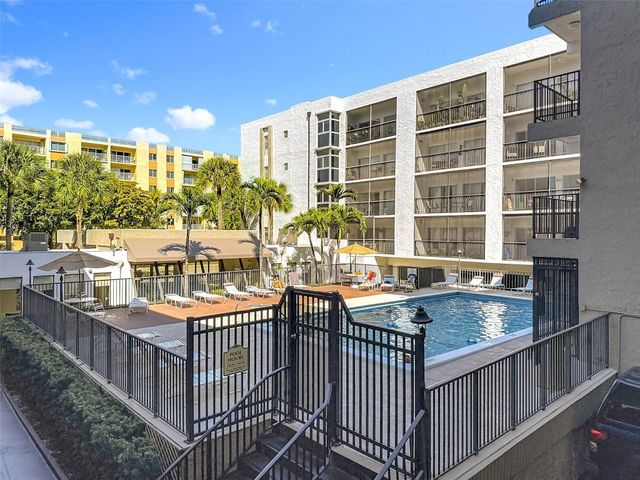 201 178th Drive 218, Sunny Isles Beach, FL 33160