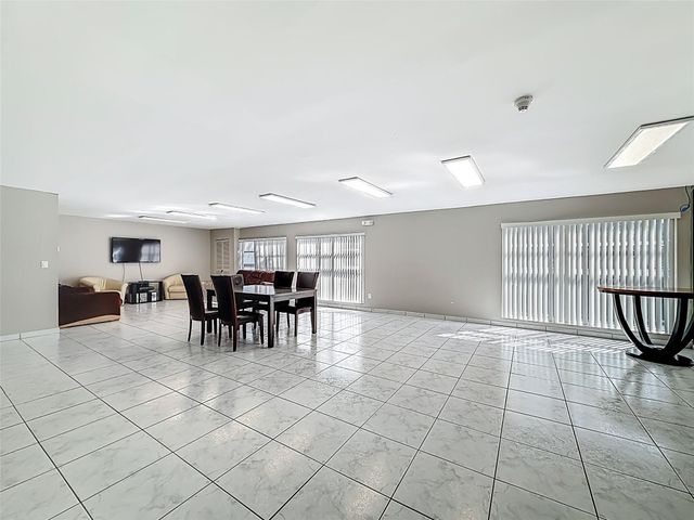 201 178th Drive 218, Sunny Isles Beach, FL 33160