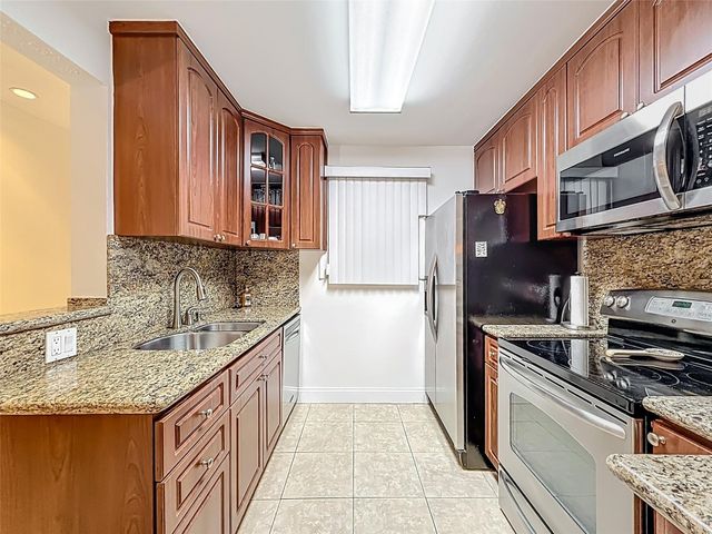 201 178th Drive 218, Sunny Isles Beach, FL 33160