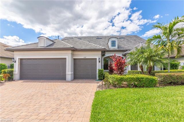 7247 Clamshell LN, Naples, FL 34114