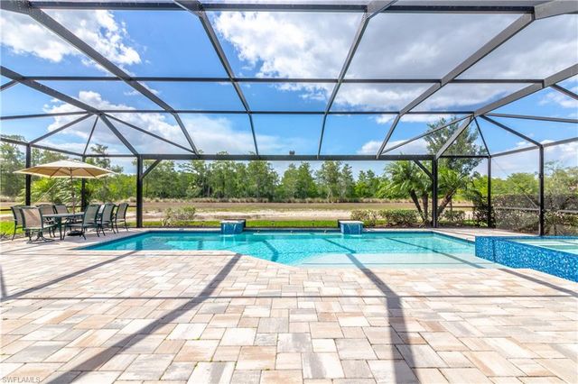7247 Clamshell LN, Naples, FL 34114
