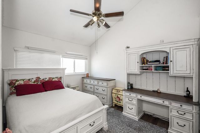 62 Chervil Common, Lake Jackson, TX 77566