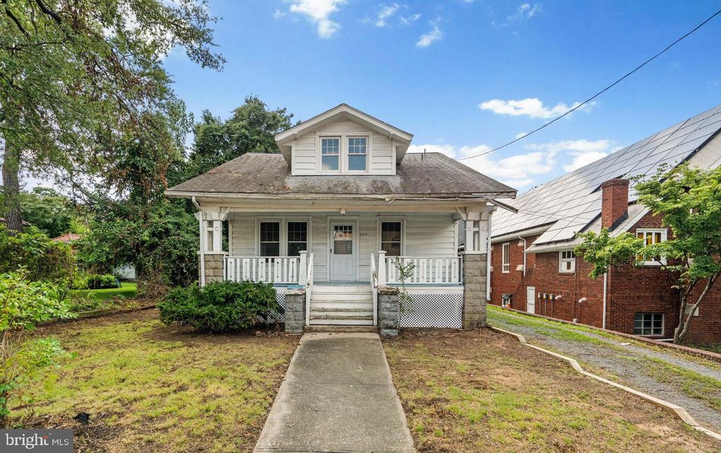6412 BALTIMORE AVE, University Park, MD 20782
