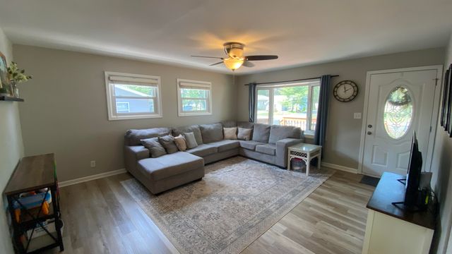 703 W North Street, Crown Point, IN 46307