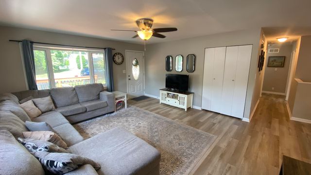 703 W North Street, Crown Point, IN 46307