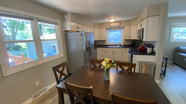 703 W North Street, Crown Point, IN 46307