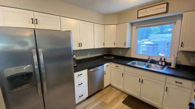 703 W North Street, Crown Point, IN 46307