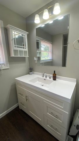 703 W North Street, Crown Point, IN 46307