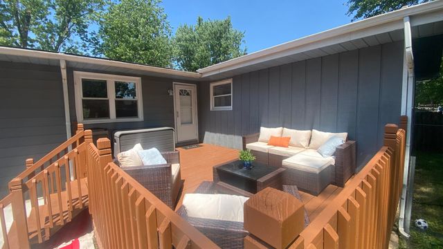 703 W North Street, Crown Point, IN 46307