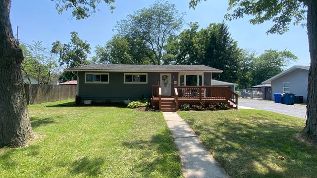 703 W North Street, Crown Point, IN 46307