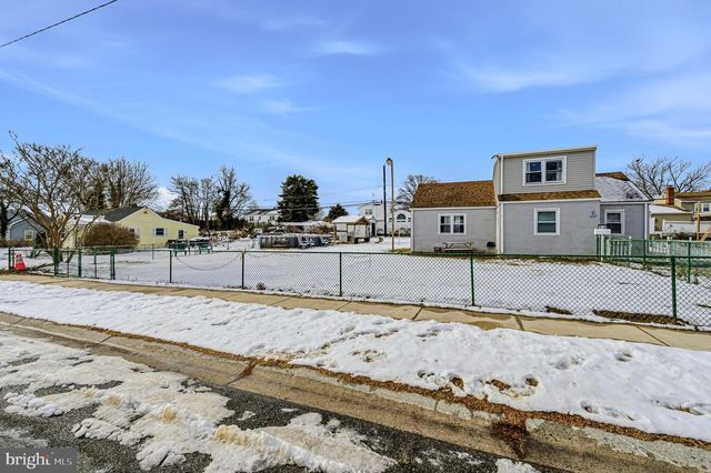 79 UNIVERSITY AVE, New Castle, DE 19720