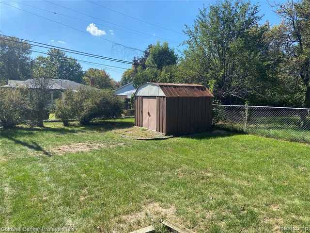 22665 Cloverlawn Street, Taylor, MI 48180