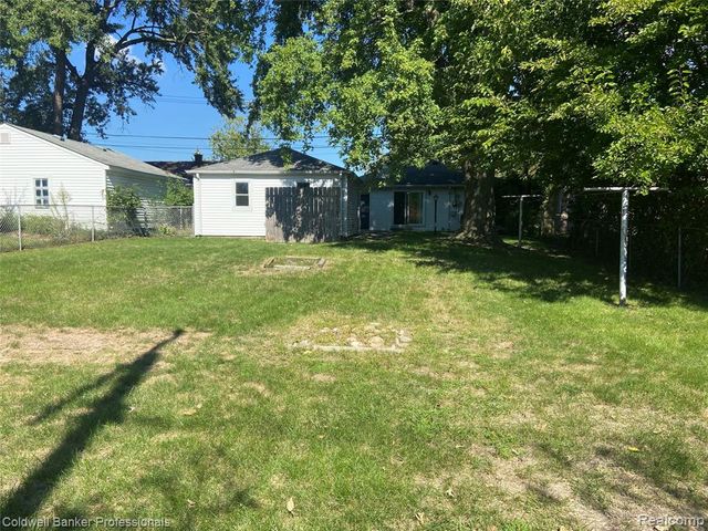 22665 Cloverlawn Street, Taylor, MI 48180