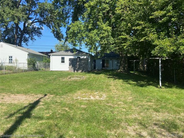 22665 Cloverlawn Street, Taylor, MI 48180
