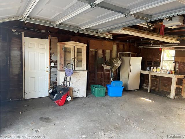 22665 Cloverlawn Street, Taylor, MI 48180