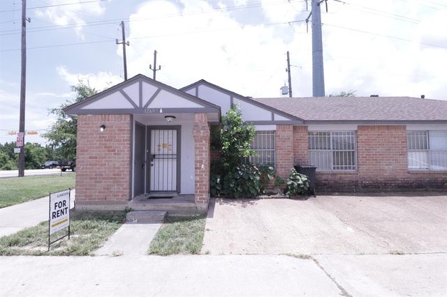 12607 Veterans Memorial Drive A, Houston, TX 77014