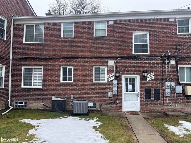 23313 Edsel Ford Court, Saint Clair Shores, MI 48080