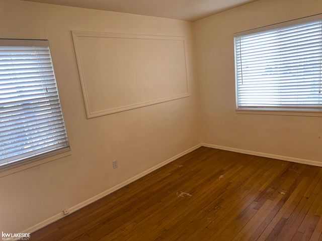 23313 Edsel Ford Court, Saint Clair Shores, MI 48080