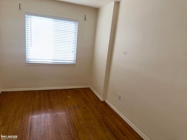 23313 Edsel Ford Court, Saint Clair Shores, MI 48080