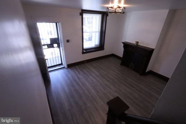 24 S DEWEY ST, Philadelphia, PA 19139