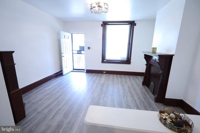 24 S DEWEY ST, Philadelphia, PA 19139