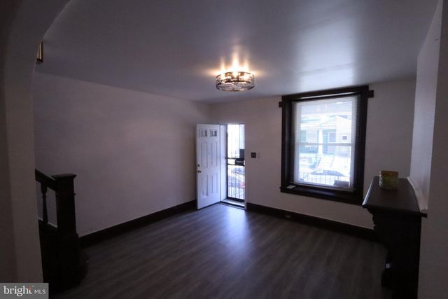 24 S DEWEY ST, Philadelphia, PA 19139