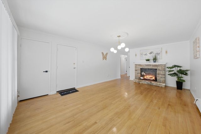 355 LUELLA Avenue, Calumet City, IL 60409