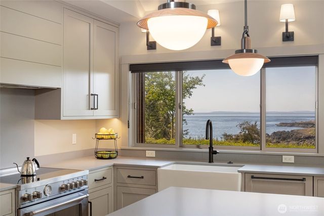1248 Kanaka Bay Road, Friday Harbor, WA 98250