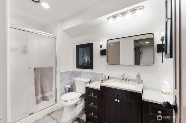 19215 6th Avenue E, Spanaway, WA 98387