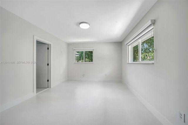 711 Sunset Dr, Coral Gables, FL 33143