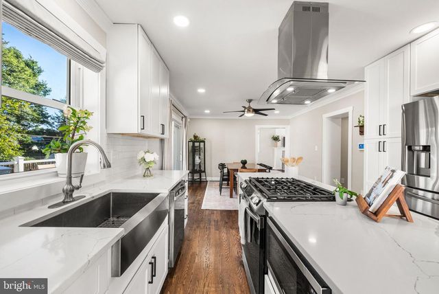 3121 CELADON LN, Falls Church, VA 22044