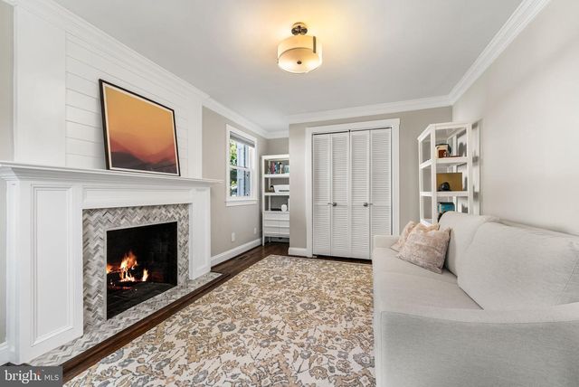 3121 CELADON LN, Falls Church, VA 22044