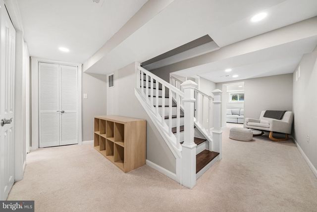 3121 CELADON LN, Falls Church, VA 22044
