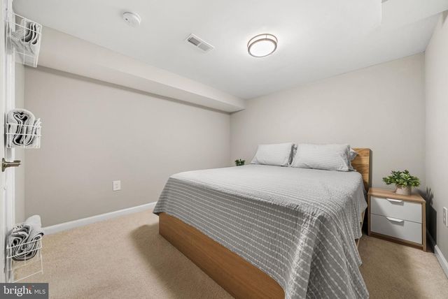 3121 CELADON LN, Falls Church, VA 22044