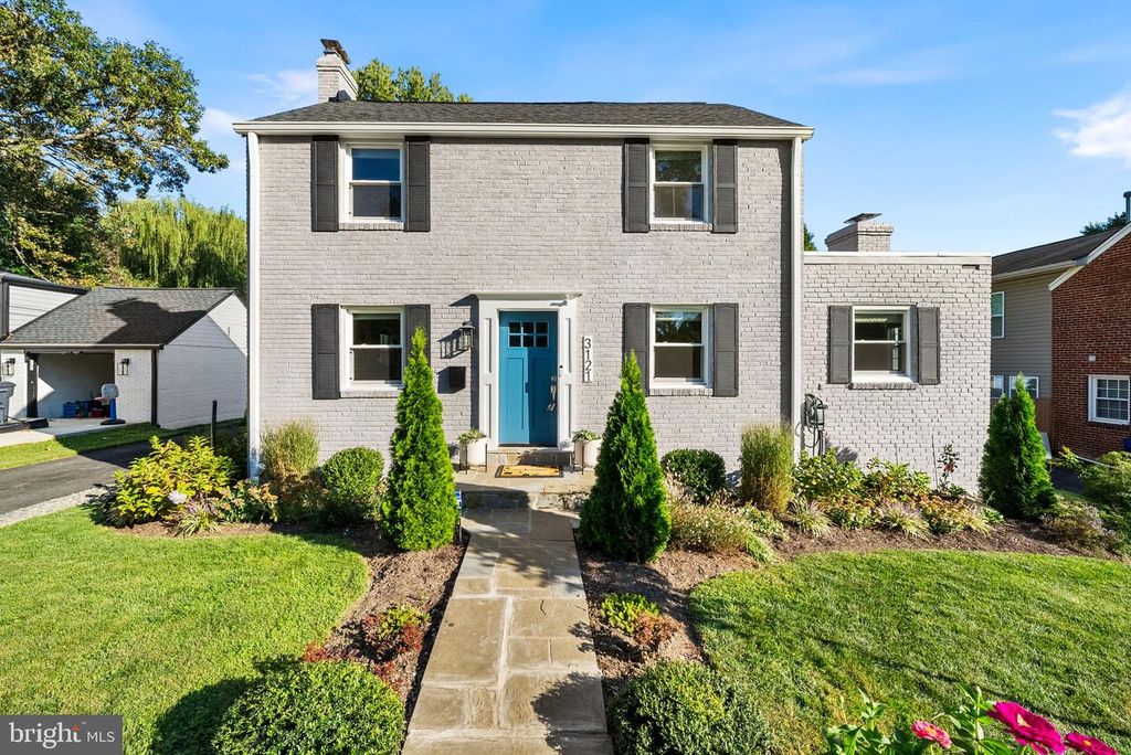 3121 CELADON LN, Falls Church, VA 22044