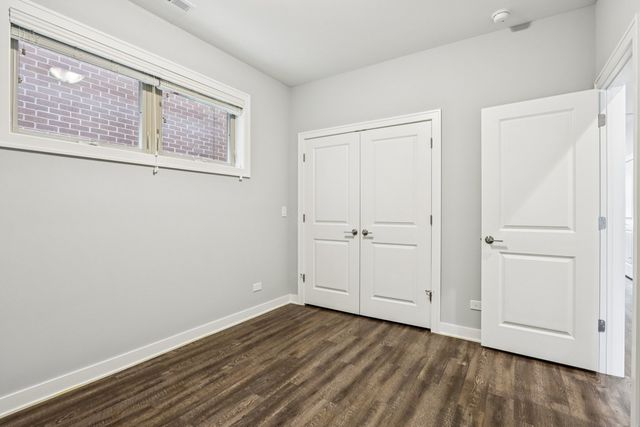 3811 S Albany Avenue, Chicago, IL 60632